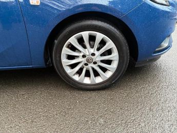 Vauxhall Corsa 1.4i ecoTEC SE Nav Auto Euro 6 5dr