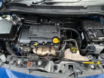 Vauxhall Corsa 1.4i ecoTEC SE Nav Auto Euro 6 5dr