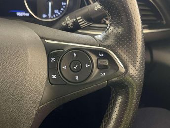 Vauxhall Insignia 2.0i Turbo SRi VX Line Nav Grand Sport 5dr Petrol Auto Euro 6 (s