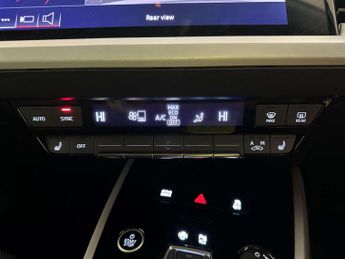 Audi Q4 e-tron 40 Sport SUV 5dr Electric Auto 82kWh (204 ps)