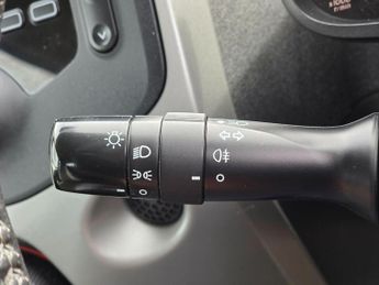 Toyota AYGO 1.0 VVT-i x-play x-shift Euro 6 5dr