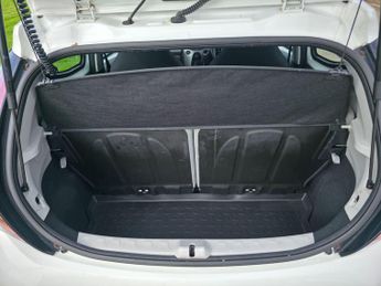 Toyota AYGO 1.0 VVT-i x-play x-shift Euro 6 5dr