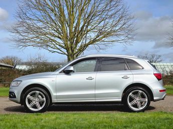 Audi Q5 2.0 TFSI S line Plus Tiptronic quattro Euro 5 (s/s) 5dr