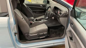 Ford Focus 1.6 Zetec 3dr