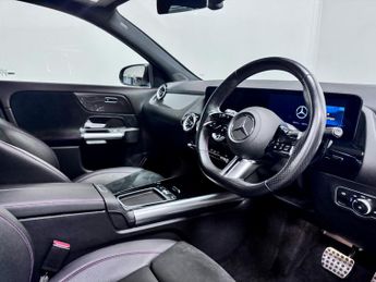 Mercedes-Benz GLA 1.3 GLA200h MHEV AMG Line (Executive) SUV 5dr Petrol Hybrid 7G-D