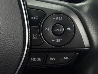 Toyota Corolla 1.8 VVT-h Excel Hatchback 5dr Petrol Hybrid CVT Euro 6 (s/s) (12