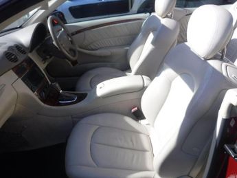 Mercedes-Benz CLK 3.0 CLK280 Elegance Cabriolet 7G-Tronic 2dr