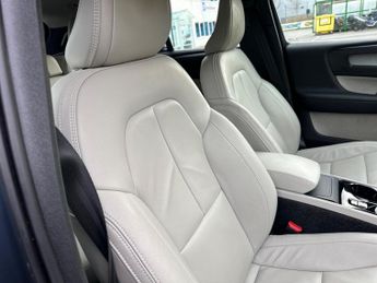 Volvo XC40 1.5 T3 Inscription Auto Euro 6 (s/s) 5dr