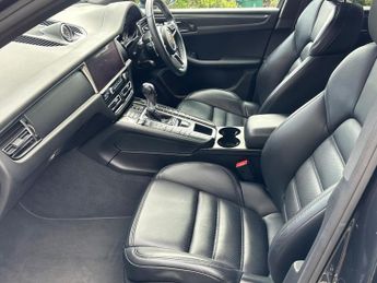 Porsche Macan 2.0T PDK 4WD Euro 6 (s/s) 5dr