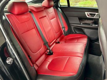 Jaguar XF 3.0d S V6 Portfolio Auto Euro 5 (s/s) 4dr