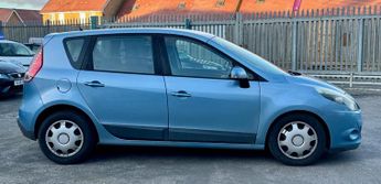 Renault Scenic 2.0 VVT Expression CVT Euro 5 5dr