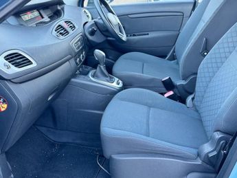 Renault Scenic 2.0 VVT Expression CVT Euro 5 5dr