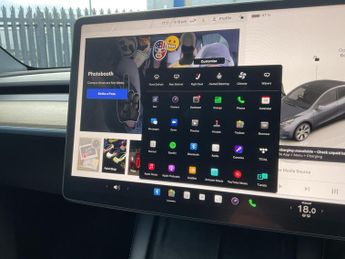 Tesla Model Y LONG RANGE AWD