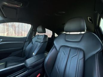 Audi E-Tron S LINE 55 QUATTRO