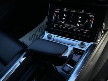 Audi E-Tron S LINE 55 QUATTRO