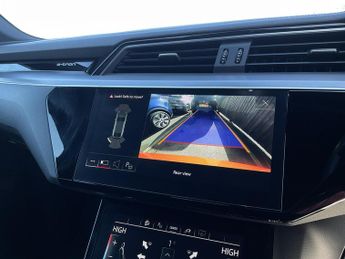 Audi E-Tron S LINE 55 QUATTRO