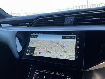 Audi E-Tron S LINE 55 QUATTRO