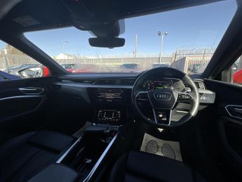 Audi E-Tron S LINE 55 QUATTRO