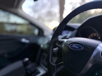 Ford Focus 1.6 Zetec Euro 5 5dr