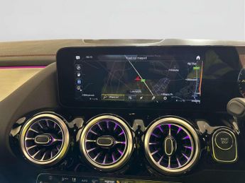 Mercedes-Benz EQA EQA 300 66.5kWh AMG Line SUV 5dr Electric Auto 4MATIC (228 ps)