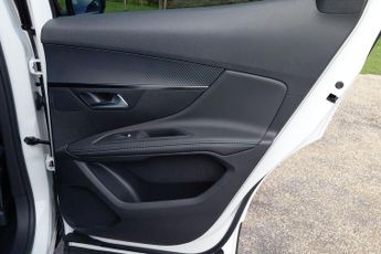 Peugeot 3008 1.2 PureTech Allure EAT Euro 6 (s/s) 5dr