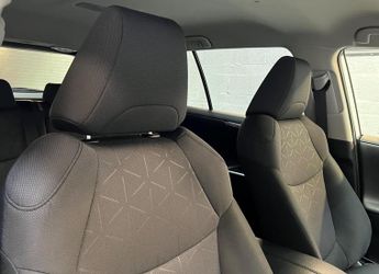 Toyota RAV4 2.5 VVT-h Design CVT 4WD Euro 6 (s/s) 5dr