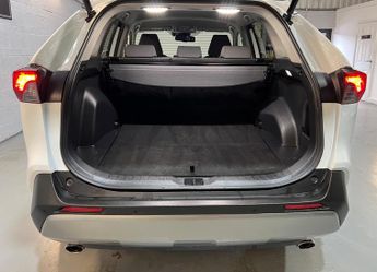 Toyota RAV4 2.5 VVT-h Design CVT 4WD Euro 6 (s/s) 5dr