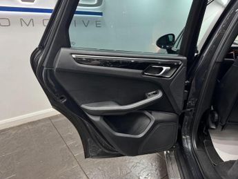 Porsche Macan 3.0 TD V6 S PDK 4WD Euro 6 (s/s) 5dr