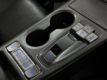 Hyundai KONA 64kWh Premium SE Auto 5dr (7kW Charger)