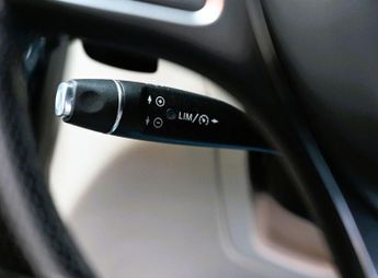 MERCEDES-BENZ C-CLASS 1.6 C200d Sport Saloon 4dr Diesel G-Tronic+ Euro 6 (s/s) (136 ps