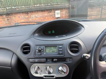 Toyota Yaris 1.3 VVT-i T Spirit 5dr