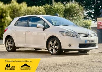 Toyota Auris 1.6 V-Matic SR Euro 5 5dr