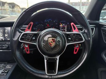 Porsche Macan 2.0T PDK 4WD Euro 6 (s/s) 5dr