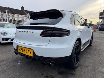 Porsche Macan 2.0T PDK 4WD Euro 6 (s/s) 5dr