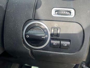 Land Rover Discovery 4 3.0 TD V6 HSE Auto 4WD Euro 4 5dr