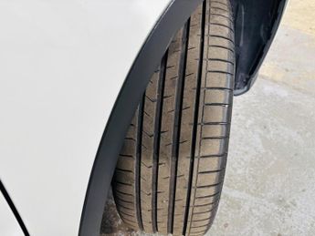 Mercedes-Benz GLA 2.1 GLA200d AMG Line 7G-DCT Euro 6 (s/s) 5dr