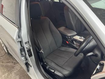 BMW 1 Series 2.0 118d SE Auto Euro 5 (s/s) 5dr