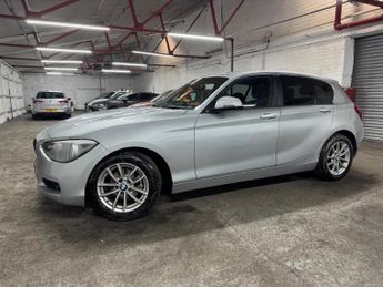 BMW 1 Series 2.0 118d SE Auto Euro 5 (s/s) 5dr