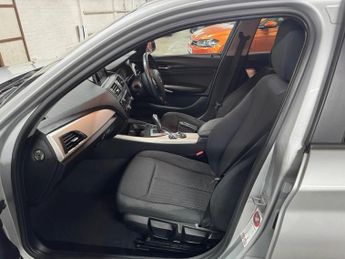 BMW 1 Series 2.0 118d SE Auto Euro 5 (s/s) 5dr
