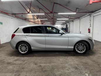 BMW 1 Series 2.0 118d SE Auto Euro 5 (s/s) 5dr
