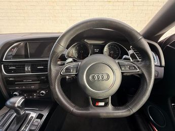Audi A5 2.0 TDI Black Edition Plus S Tronic quattro Euro 5 (s/s) 2dr