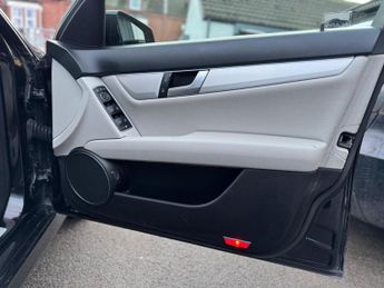 Mercedes-Benz C Class 2.1 C200 CDI BlueEfficiency AMG Sport G-Tronic+ Euro 5 (s/s) 5dr