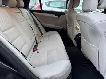 Mercedes-Benz C Class 2.1 C200 CDI BlueEfficiency AMG Sport G-Tronic+ Euro 5 (s/s) 5dr