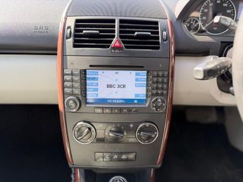 Mercedes-Benz A Class 1.7 A170 Elegance SE CVT 5dr