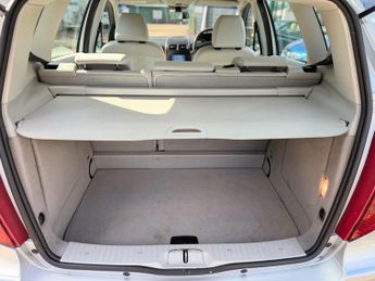 Mercedes-Benz A Class 1.7 A170 Elegance SE CVT 5dr