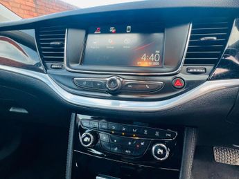 Vauxhall Astra 1.4i Turbo Elite Auto Euro 6 (s/s) 5dr