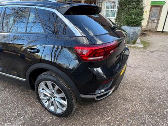 Volkswagen T-Roc 1.5 TSI EVO SEL DSG Euro 6 (s/s) 5dr
