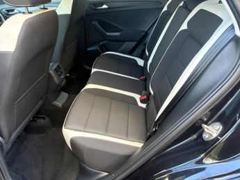 Volkswagen T-Roc 1.5 TSI EVO SEL DSG Euro 6 (s/s) 5dr