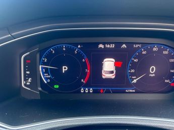 Volkswagen T-Roc 1.5 TSI EVO SEL DSG Euro 6 (s/s) 5dr