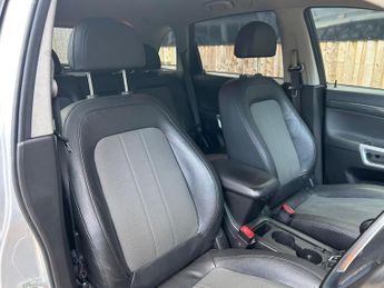 Vauxhall Antara 2.2 CDTi Exclusiv 2WD Euro 5 (s/s) 5dr